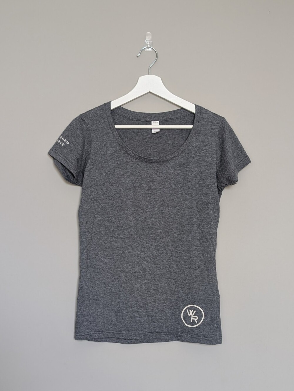Women's Woodford Reserve Dark Heather Gray Scoop Neck Short Sleeve Tee Medium